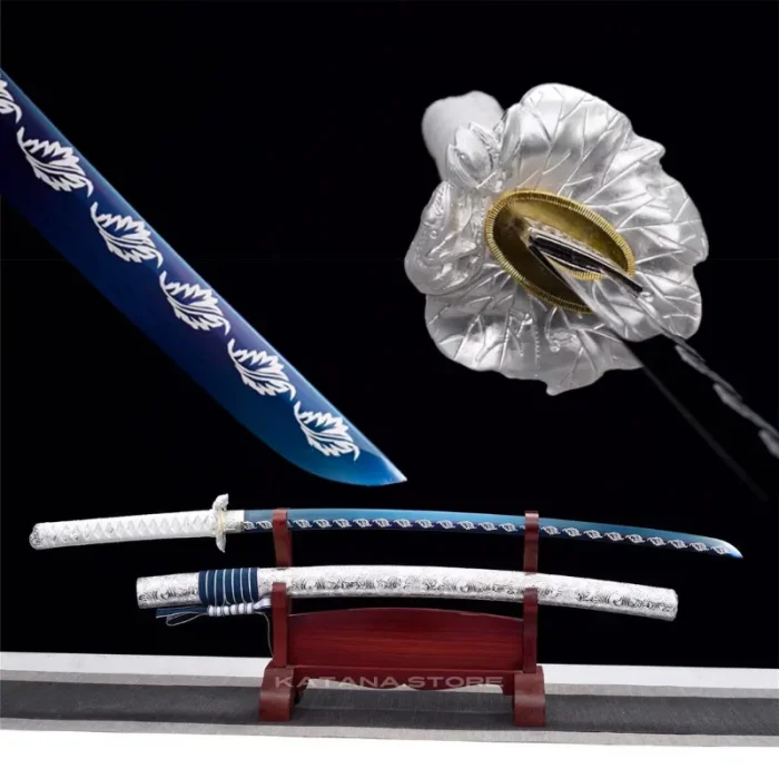 Blue and white katana - Image 11