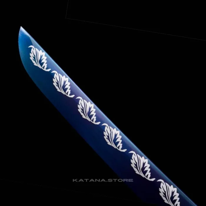 Blue and white katana - Image 4