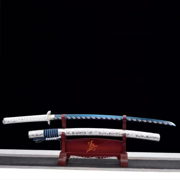 Blue and white katana - Image 8