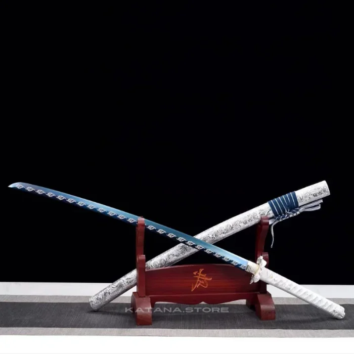 Blue and white katana - Image 9