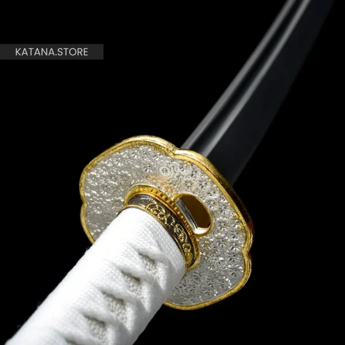 White and gold katana - Image 4