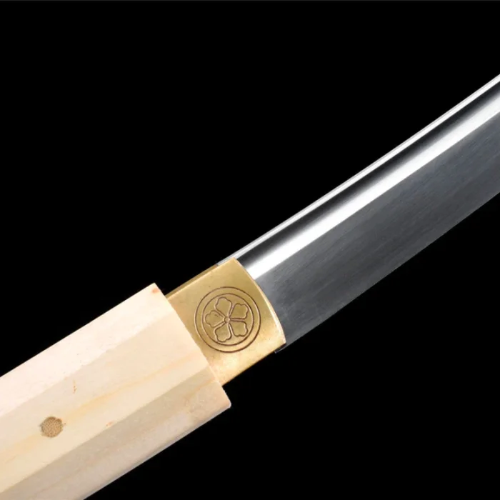 White Wakizashi - Image 3